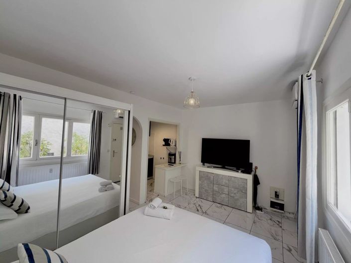 Image No.6-Apartment for sale