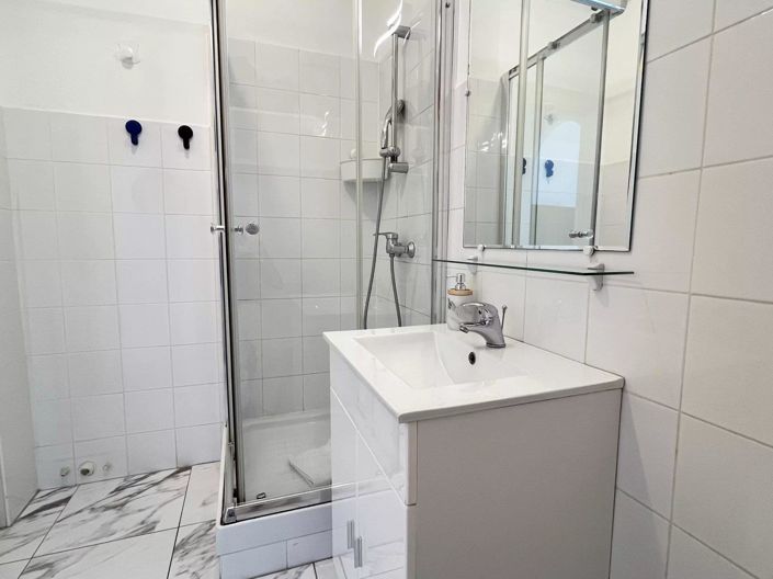 Image No.7-Apartment for sale