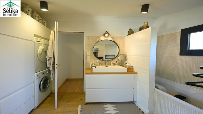 Image No.7-3 Bed House for sale