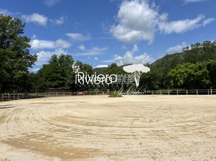 Image No.47-Maison de 9 chambres à vendre à La Môle