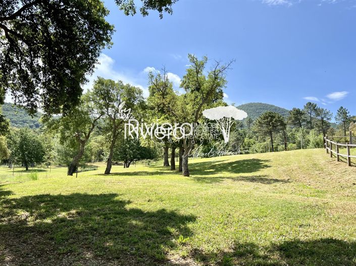 Image No.13-9 Bed House for sale