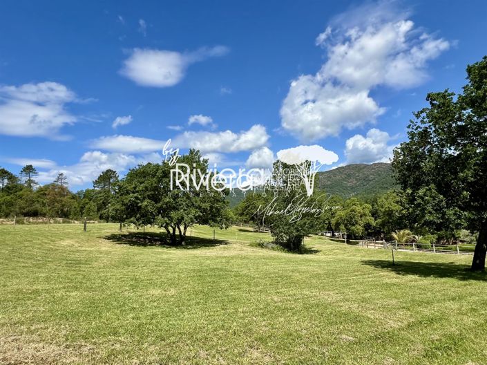 Image No.14-9 Bed House for sale