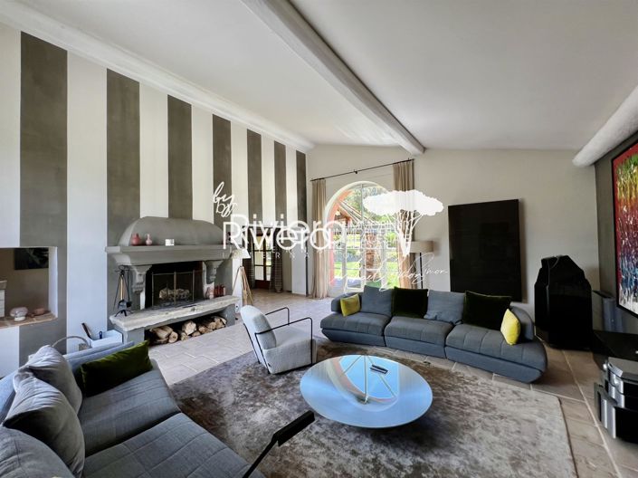 Image No.16-9 Bed House for sale