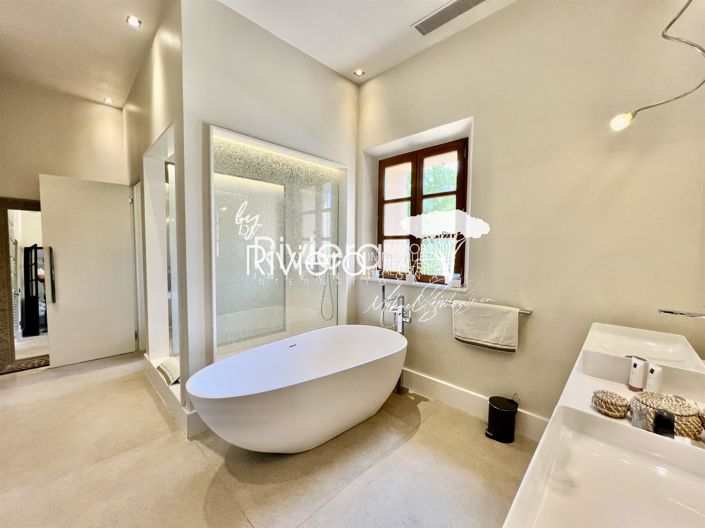 Image No.32-9 Bed House for sale