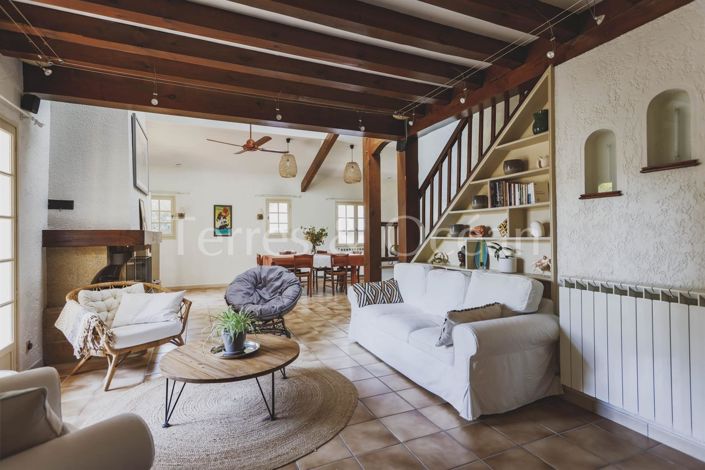 Image No.7-5 Bed House for sale