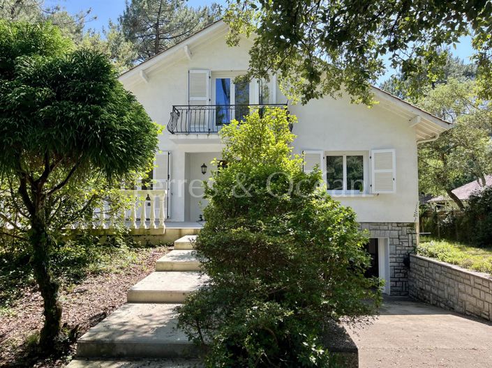 Image No.2-5 Bed House for sale