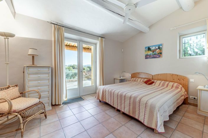 Image No.11-6 Bed House for sale