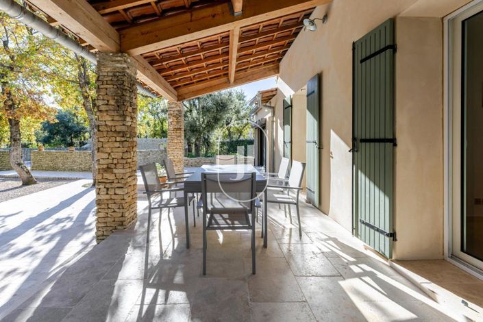 Image No.3-4 Bed House for sale