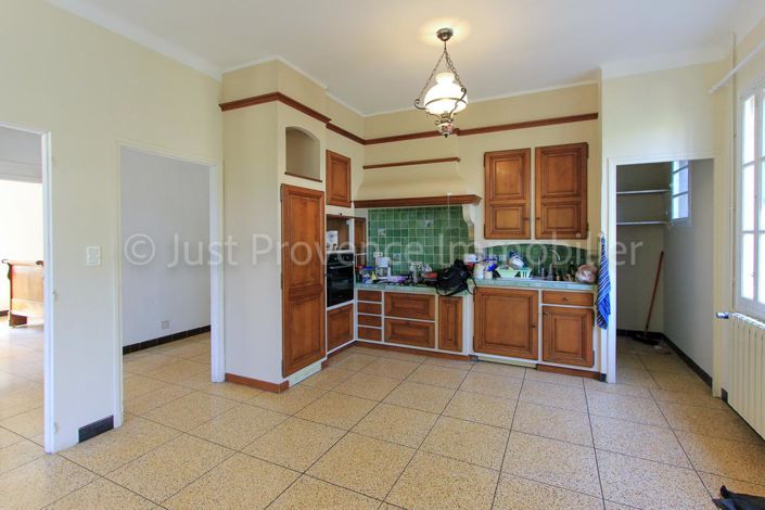 Image No.9-3 Bed House for sale