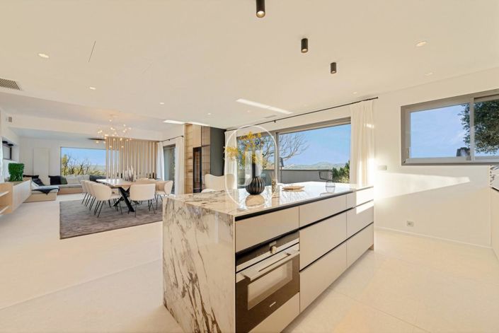 Image No.6-Maison de 6 chambres à vendre à Le Puy-Sainte-Reparade