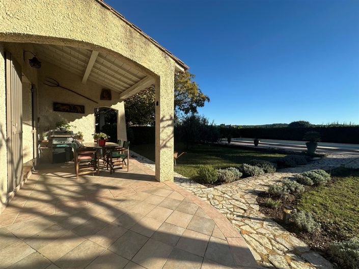 Image No.2-Maison de 4 chambres à vendre à Uzès