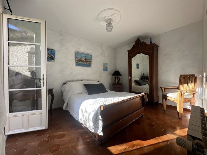 Image No.8-Maison de 4 chambres à vendre à Uzès