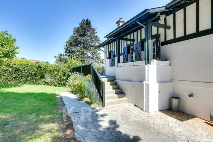 Image No.7-3 Bed House for sale