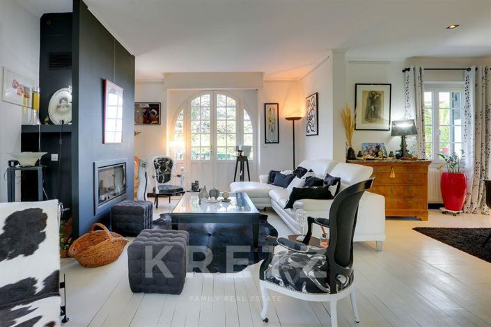 Image No.8-3 Bed House for sale