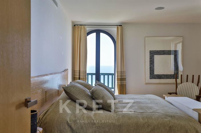 Image No.11-7 Bed House for sale