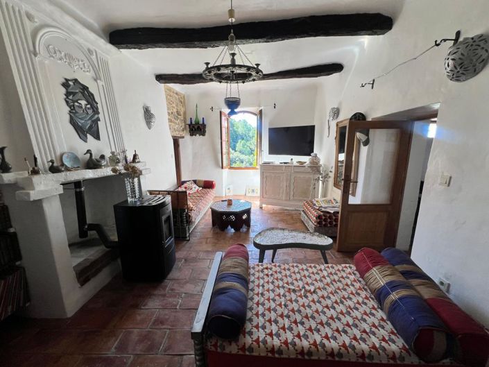 Image No.10-3 Bed House for sale