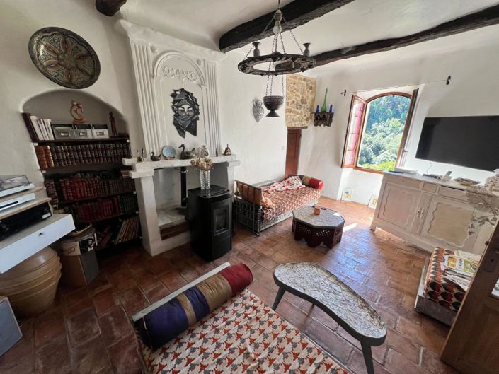 Image No.15-3 Bed House for sale