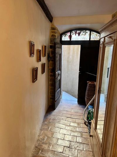 Image No.8-3 Bed House for sale