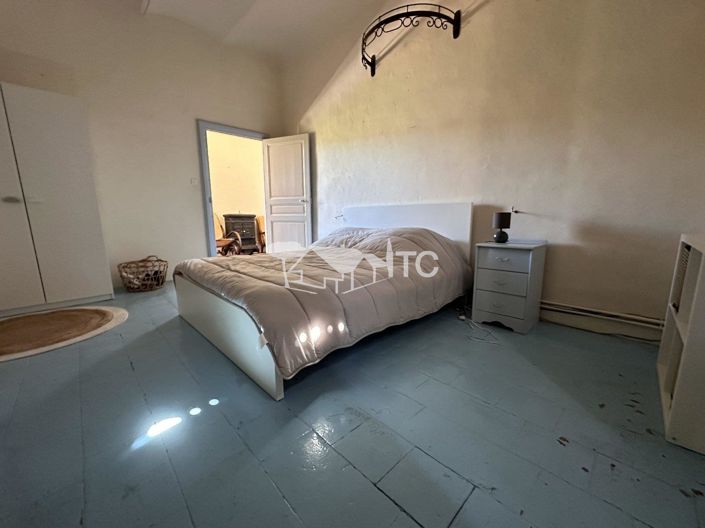 Image No.7-5 Bed House for sale