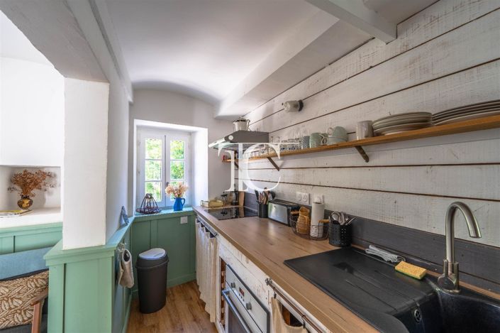 Image No.8-3 Bed House for sale