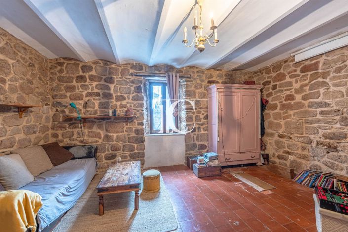 Image No.4-3 Bed House for sale