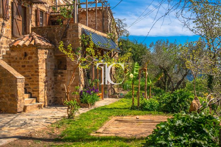 Image No.40-3 Bed House for sale