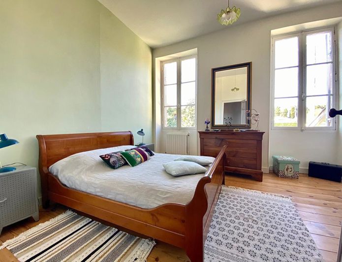 Image No.16-4 Bed House for sale