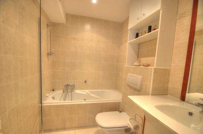 Image No.10-2 Bed Apartment for sale