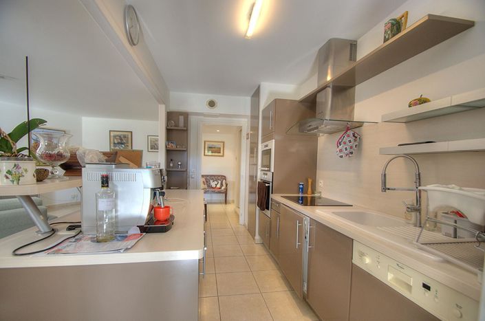 Image No.4-2 Bed Apartment for sale