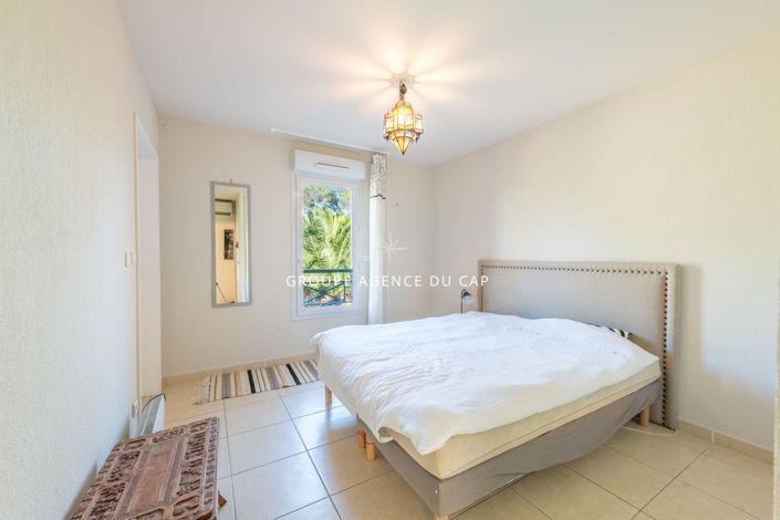 Image No.10-4 Bed Apartment for sale