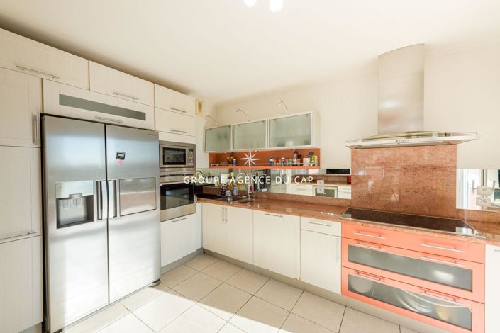 Image No.6-4 Bed Apartment for sale