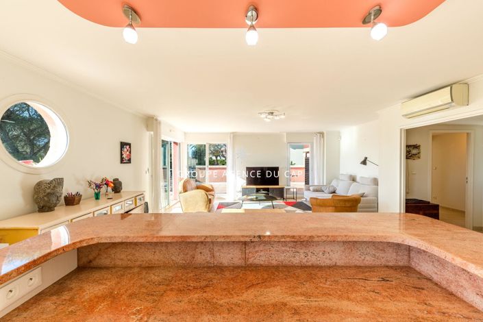 Image No.7-4 Bed Apartment for sale