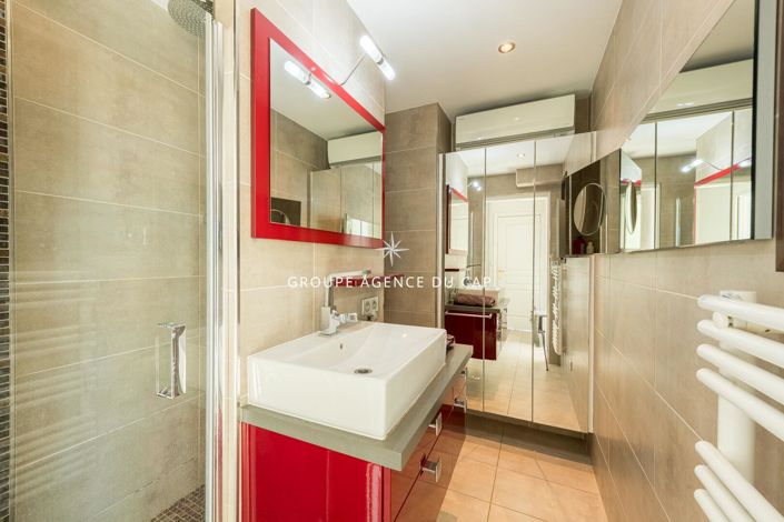 Image No.9-4 Bed Apartment for sale