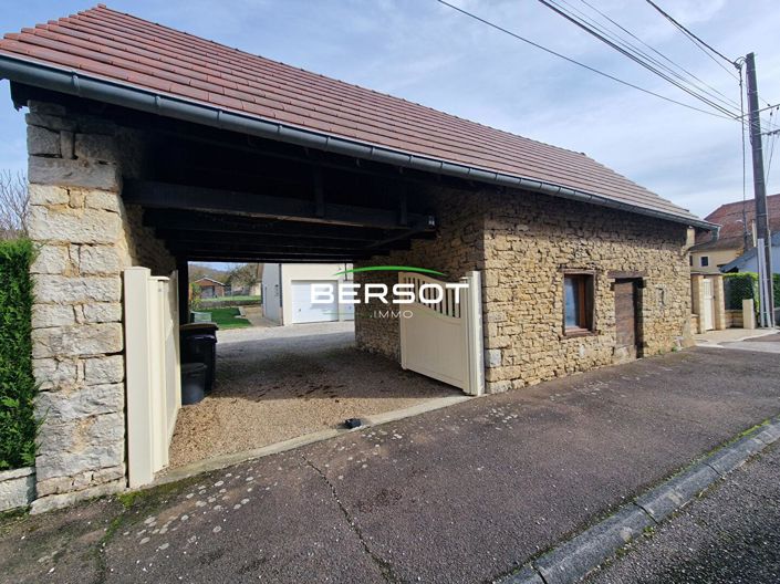 Image No.11-3 Bed House for sale