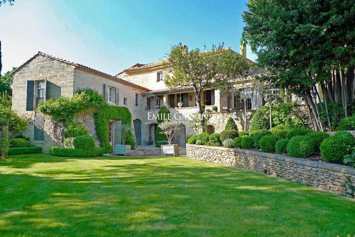 Image No.2-Maison de 5 chambres à vendre à Uzès