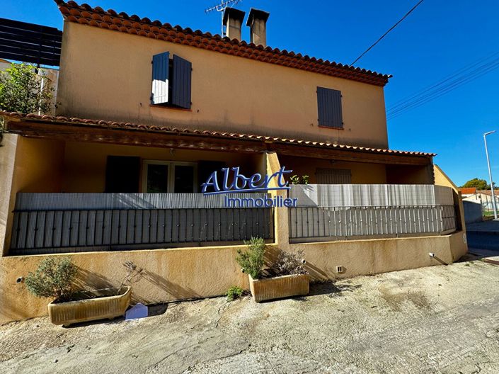 Image No.1-2 Bed House for sale