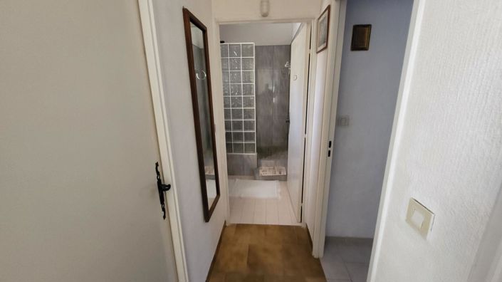 Image No.9-3 Bed House for sale