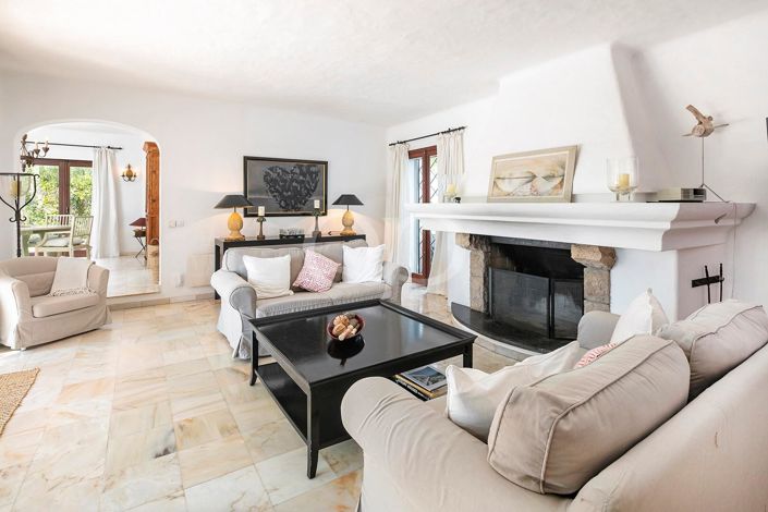 Image No.18-3 Bed House for sale