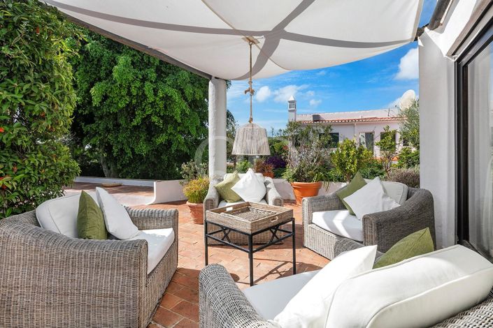 Image No.19-3 Bed House for sale