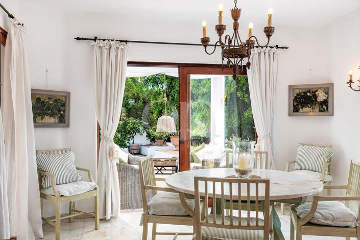 Image No.9-3 Bed House for sale