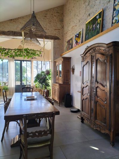 Image No.11-6 Bed House for sale