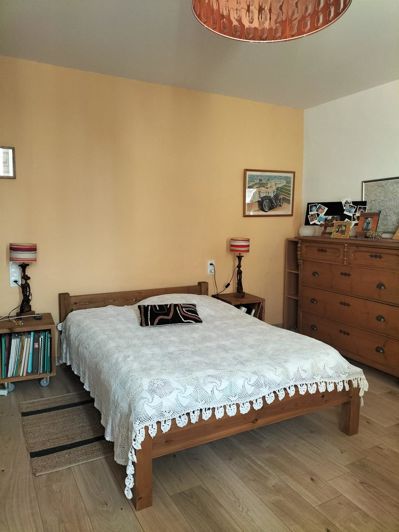 Image No.12-6 Bed House for sale