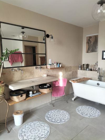 Image No.13-6 Bed House for sale