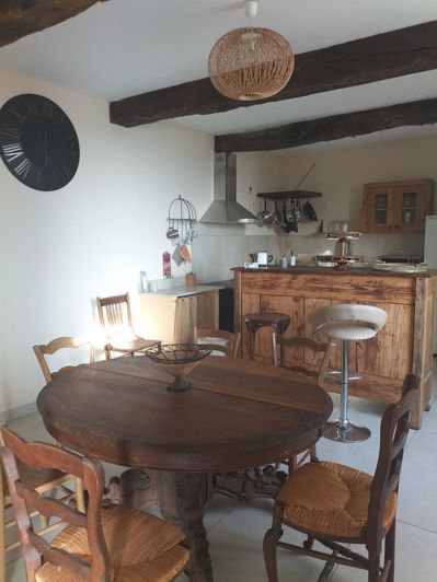 Image No.14-6 Bed House for sale