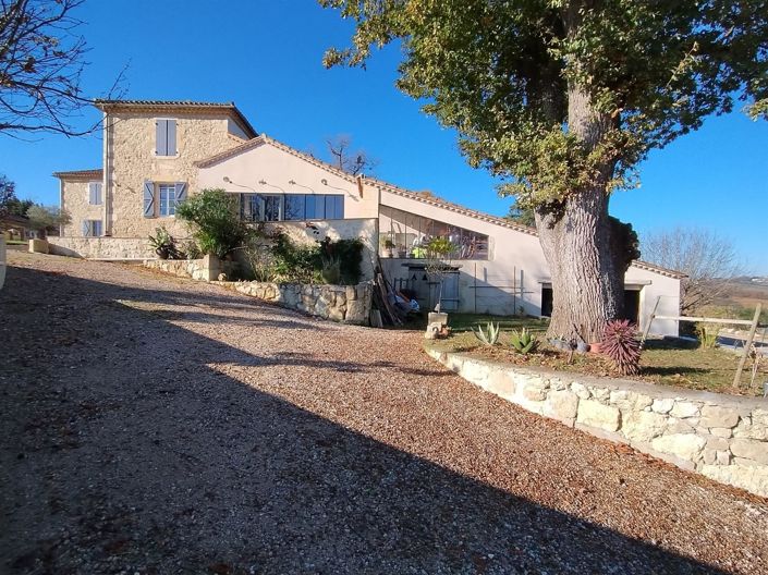 Image No.19-6 Bed House for sale