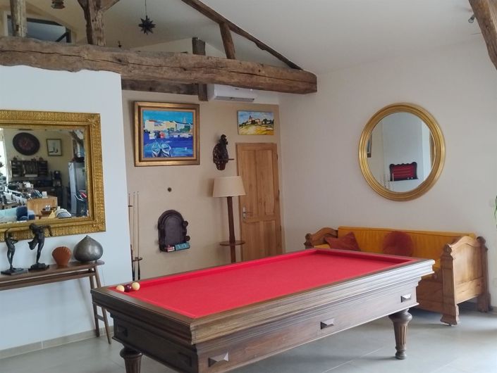 Image No.8-6 Bed House for sale