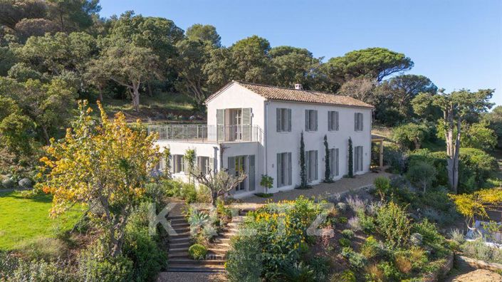 Image No.2-6 Bed House for sale