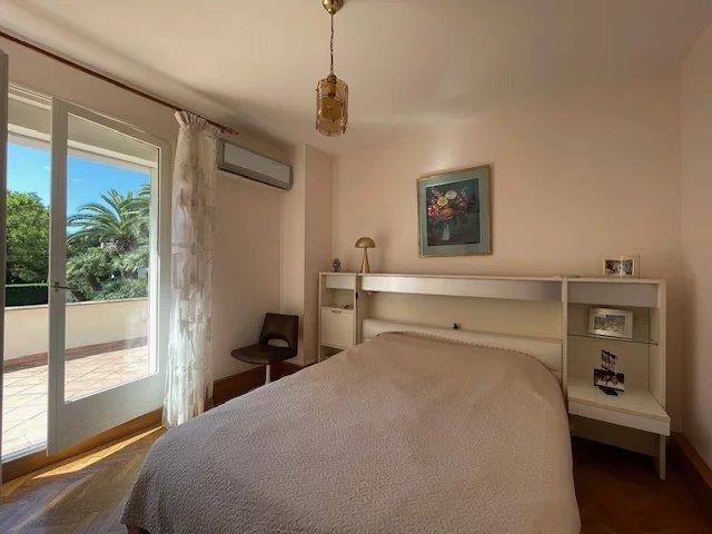 Image No.10-House for sale