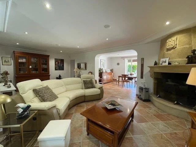 Image No.6-House for sale