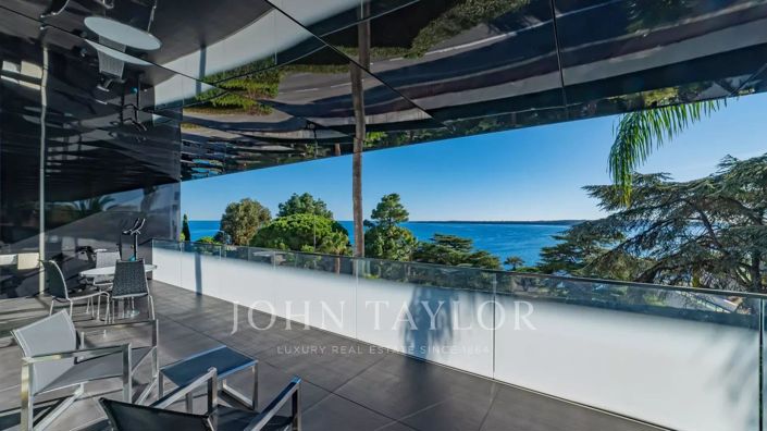 Image No.2-Appartement de 2 chambres à vendre à Cannes